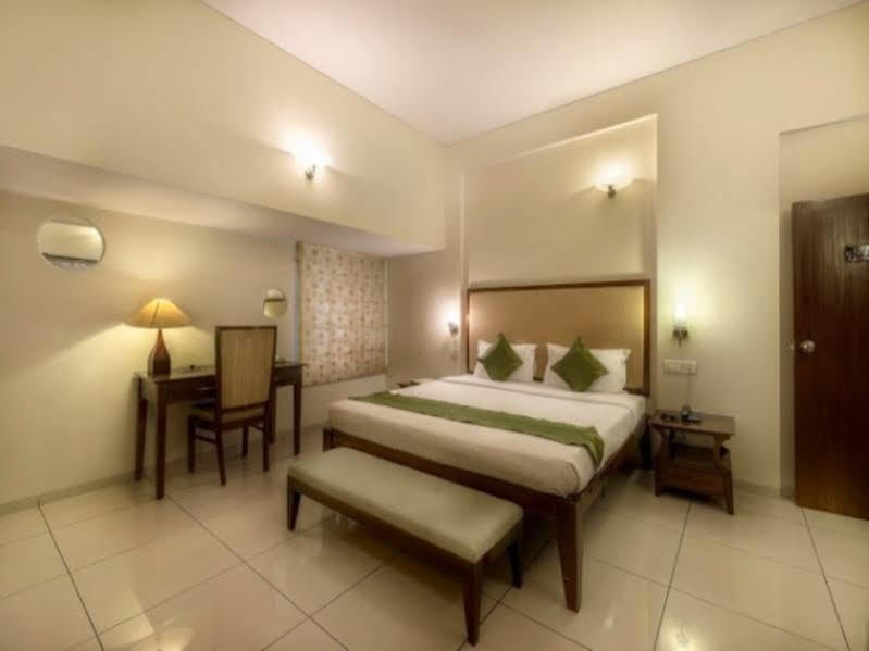 Mayflower Hayz Boutique Bangalore Exteriör bild